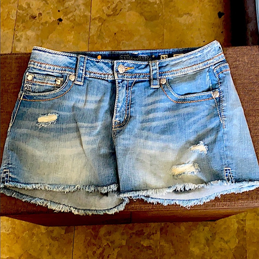 “MissMe” signature short jeans
